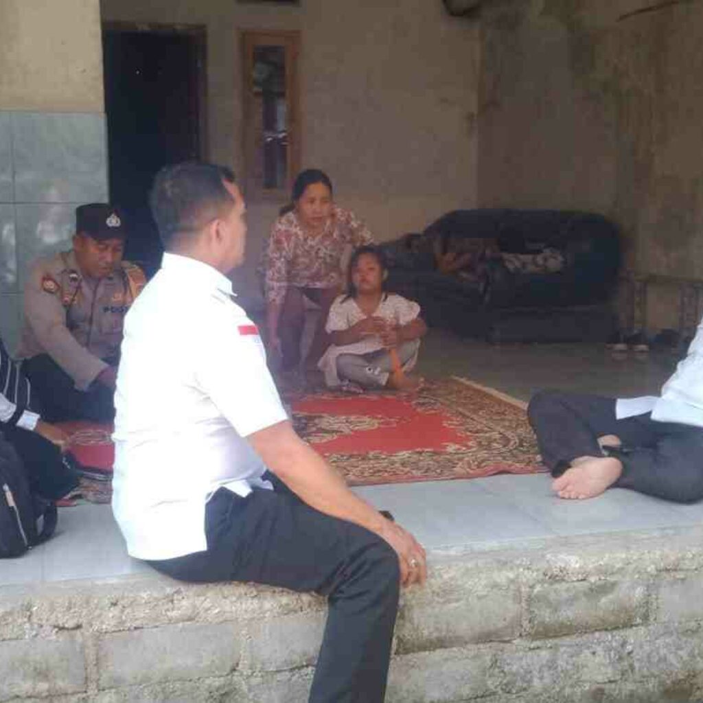 Kisah Pilu Pemuda Penderita Penyakit Usus, Dinsos Lobar Turun Tangan Beri Bantuan