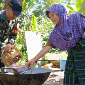 Gula Aren Meningkat, Warga Giri Madia Syukuri Jalan TMMD