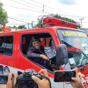 Perkuat Layanan Penyelamatan, Pemkab Lobar Tambah Armada Damkar Baru Senilai Rp3,2 Miliar